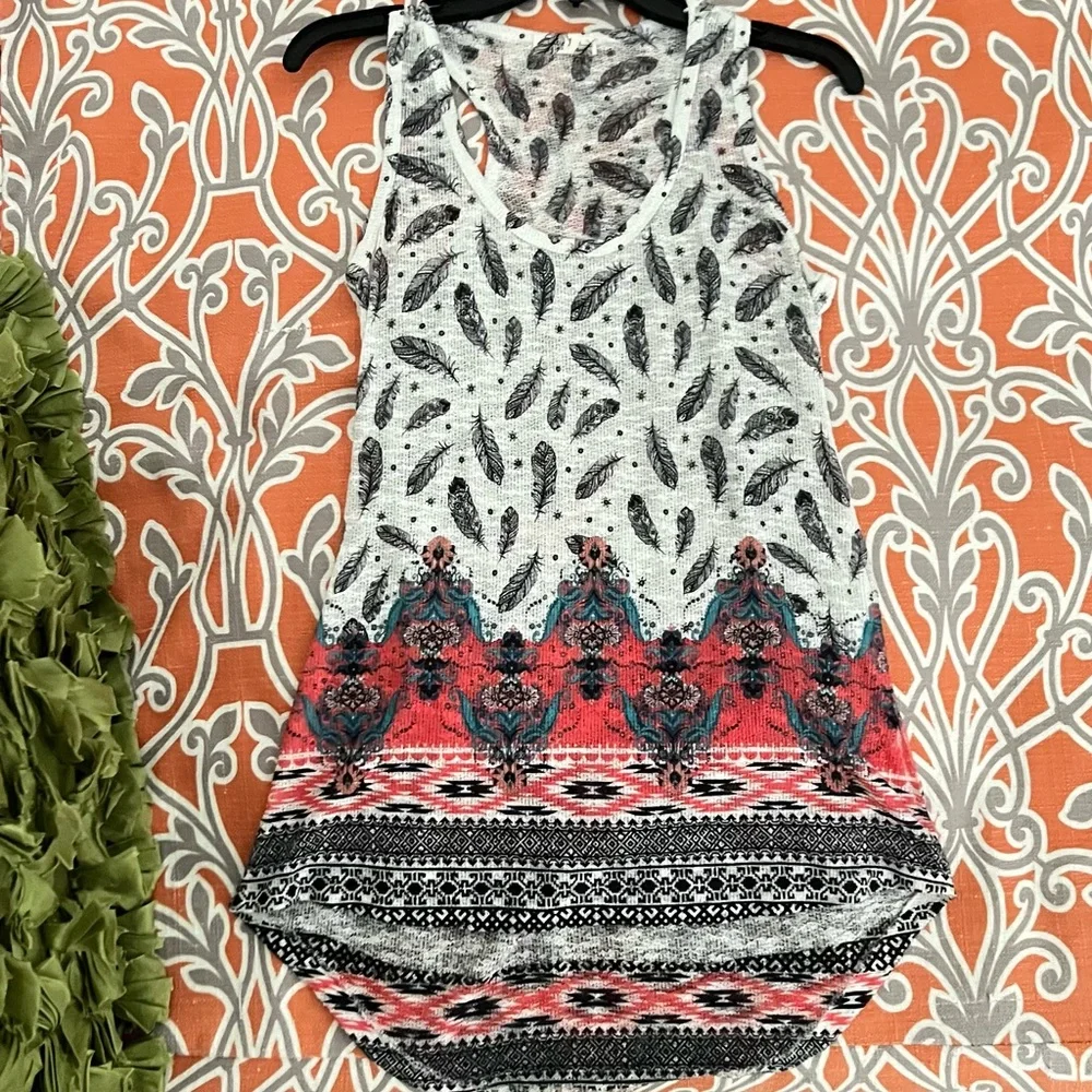 Boho Feather Print Racerback Top - Picture 6 of 9